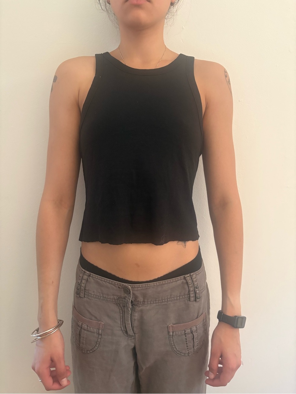 H&M Black Ribbed Cropped Tank Top